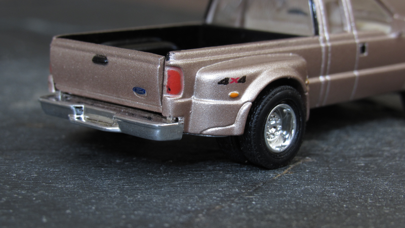 Illustration for article titled Super Duty Saturday: Racing Champions Ford F-350